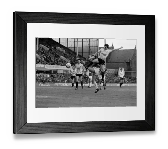 Framed Print : English League Division One match. Everton 1 v Ipswich Town 1. May 1983 MF11-28-004