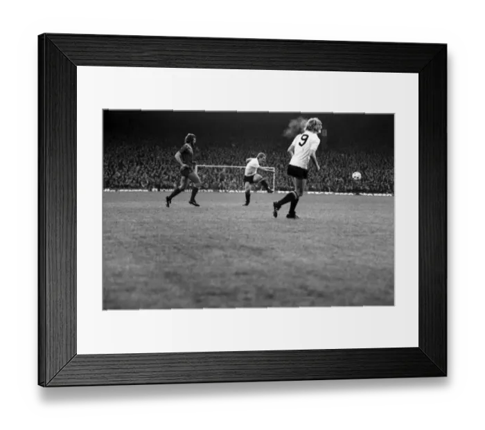 Framed Print : English League Division One match at Anfield. Liverpool 3 v Watford 1