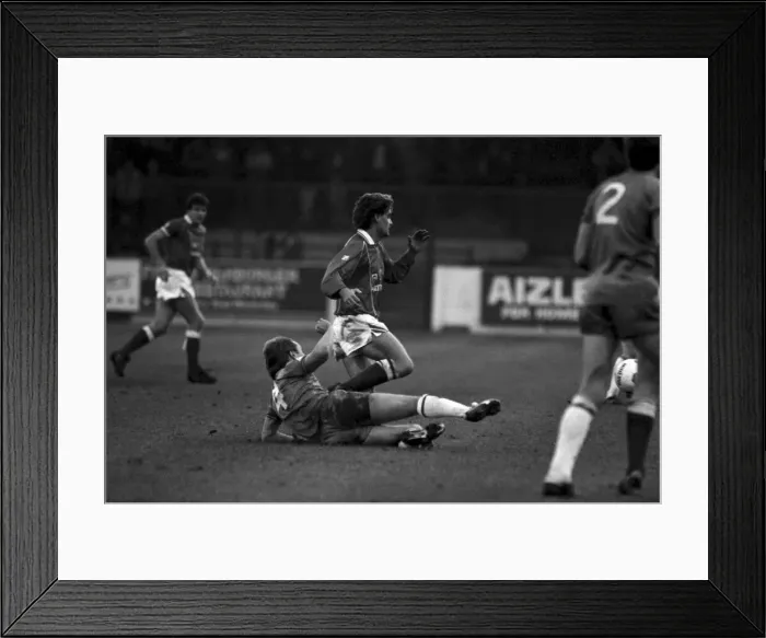 Framed Print : English League Division Two match. Rotherham United 1 v Chelsea 0 Framed Print : English League Division Two match. Rotherham United 1 v Chelsea 0