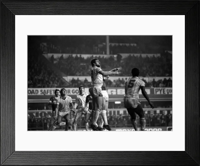 Framed Print : English League Division One match at Goodison Park. Everton 0 v Birmingham City 0 City