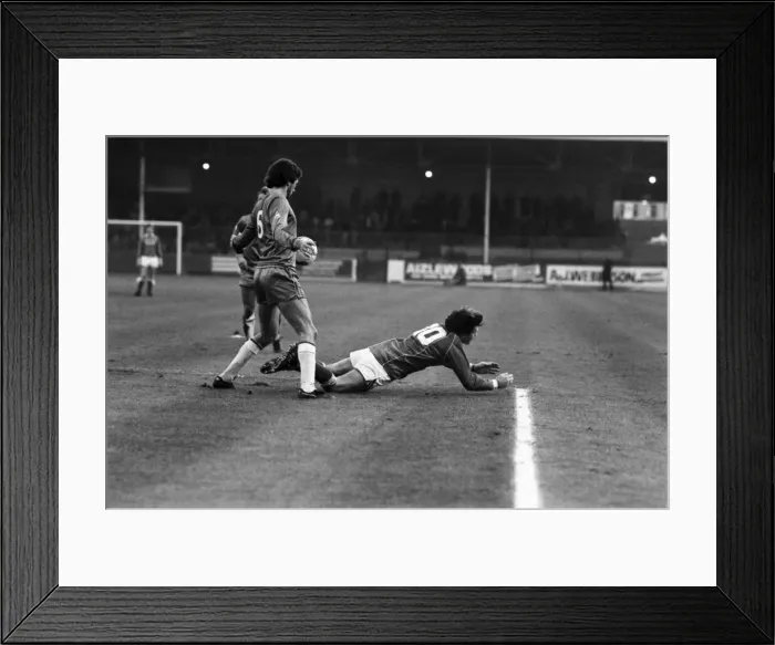 Framed Print : English League Division Two match. Rotherham United 1 v Chelsea 0