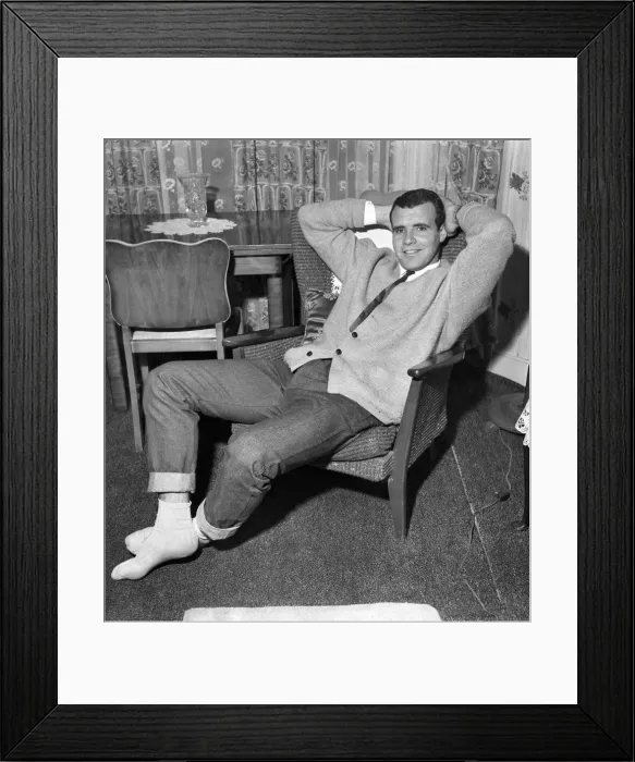 Framed Print : John Snedden Arsenal F. C. Photographed at Brookside South East Barnet circa 1960. P011372 Framed Print : John Snedden Arsenal F. C. Photographed at Brookside South East Barnet circa 1960. P011372