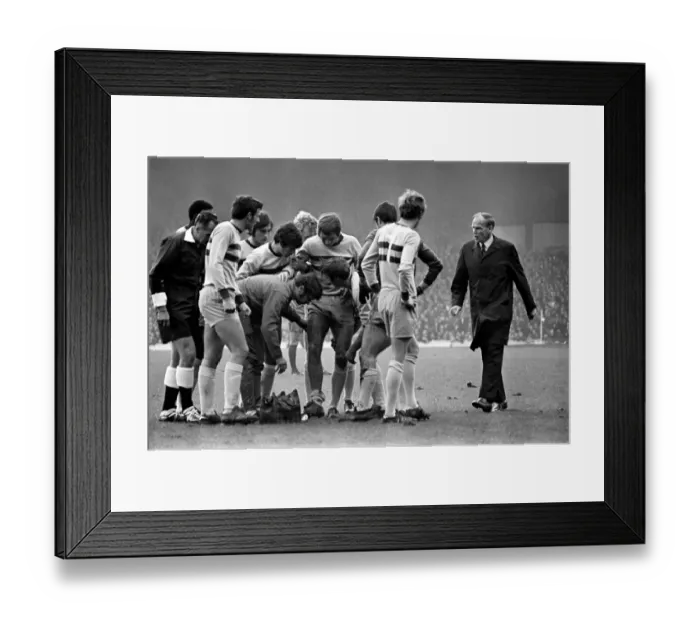 Framed Print : English League Division One match at Anfield Liverpool 2 v West Ham United 0