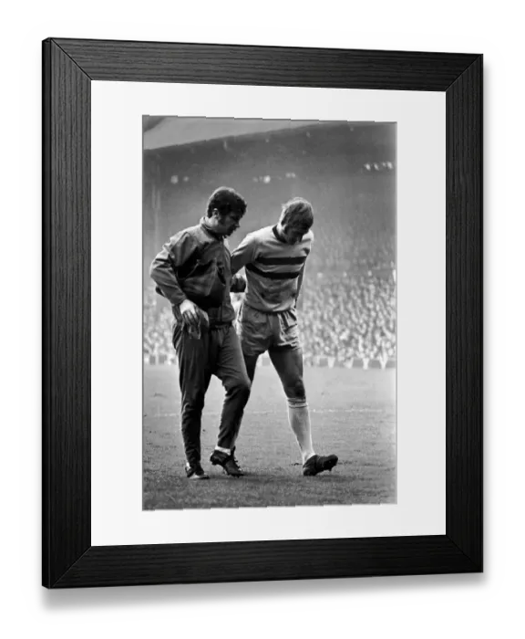 Framed Print : English League Division One match at Anfield Liverpool 2 v West Ham United 0 Framed Print : English League Division One match at Anfield Liverpool 2 v West Ham United 0