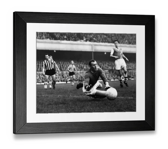 Framed Print : Football Division One Arsenal v Newcastle 1958 / 59 Season Kelsey Framed Print : Football Division One Arsenal v Newcastle 1958 / 59 Season Kelsey