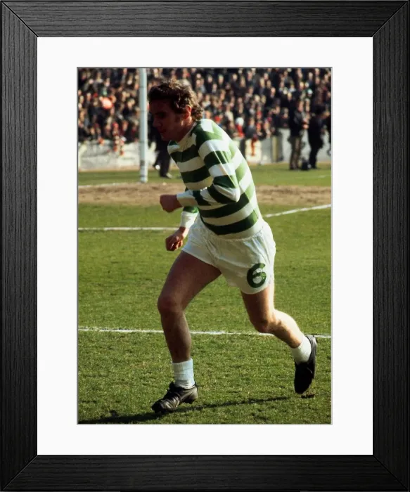 Framed Print : George Connelly in action for Celtic March 1972 Framed Print : George Connelly in action for Celtic March 1972