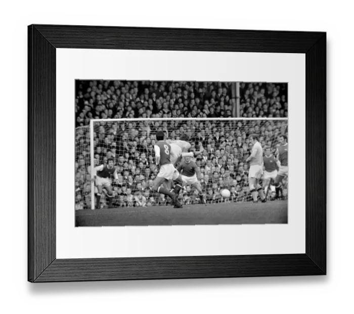 Framed Print : Sport Football. Arsenal vs. Manchester City. Arsenal forward Jon Sammels unravels his