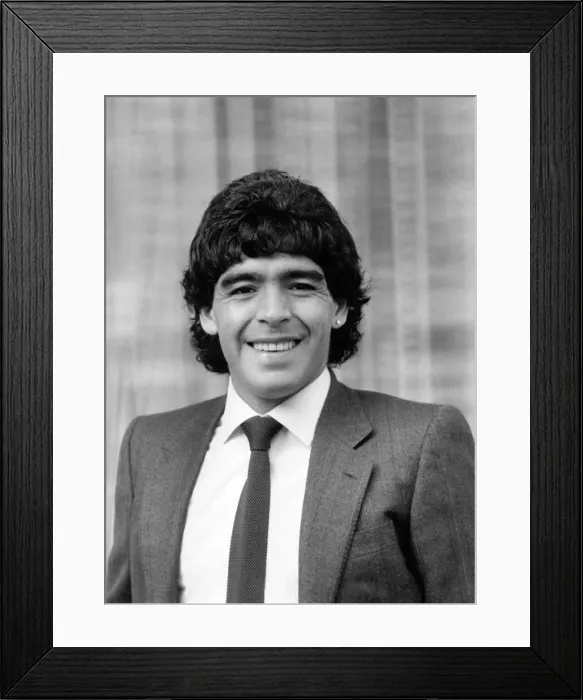 Framed Print : In London Argentinas Diego Maradona before the match at White Hart Lane