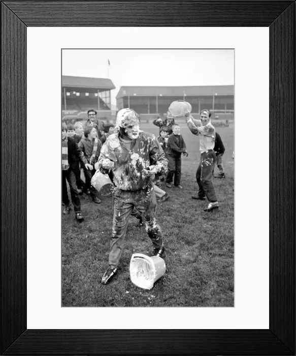 Framed Print : Players covered in soapy water during Charity football match. November 1969 Z11133-003 Framed Print : Players covered in soapy water during Charity football match. November 1969 Z11133-003