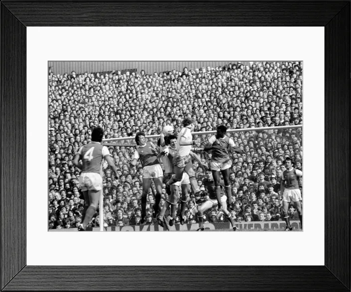 Framed Print : Division One Football 1980 / 81 Season. Arsenal v Aston Villa, Highbury Framed Print : Division One Football 1980 / 81 Season. Arsenal v Aston Villa, Highbury