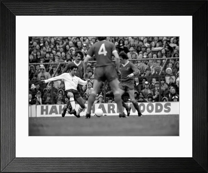 Framed Print : Division One Football 1980 / 81 Season. Tottenham Hotspur v Liverpool, White Hart Lane Framed Print : Division One Football 1980 / 81 Season. Tottenham Hotspur v Liverpool, White Hart Lane