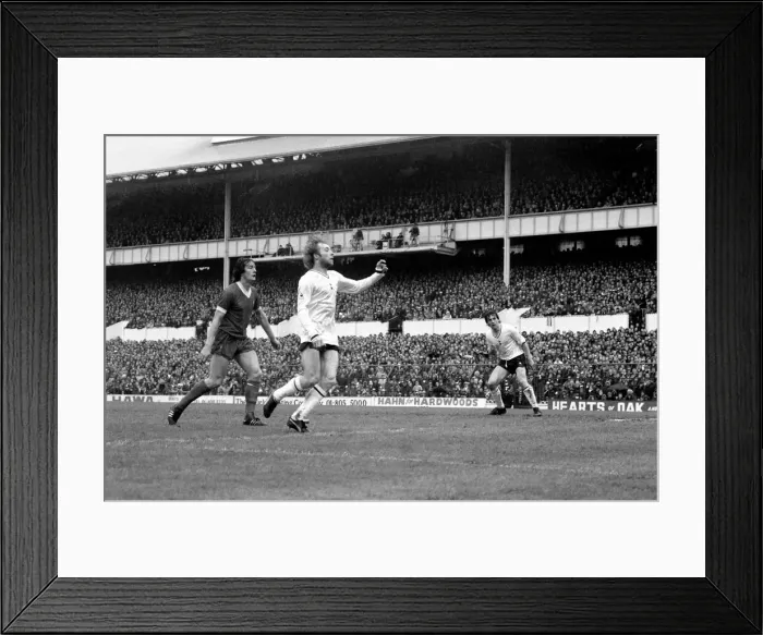 Framed Print : Division One Football 1980 / 81 Season. Tottenham Hotspur v Liverpool, White Hart Lane Framed Print : Division One Football 1980 / 81 Season. Tottenham Hotspur v Liverpool, White Hart Lane