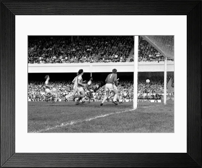 Framed Print : Division One Football 1980 / 81 Season. Arsenal v Leeds United Highbury Framed Print : Division One Football 1980 / 81 Season. Arsenal v Leeds United Highbury
