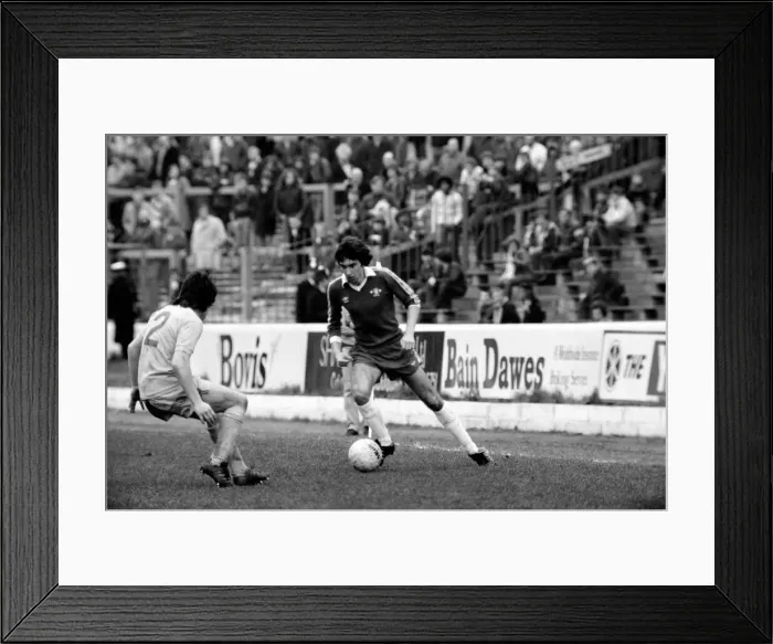 Framed Print : Division Two Football 1980  /  81 Season. Chelsea v Cardiff, Stamford Bridge