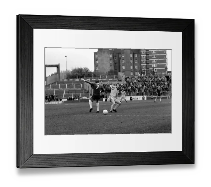 Framed Print : Division Two Football 1980  /  81 Season. Chelsea v Cardiff, Stamford Bridge
