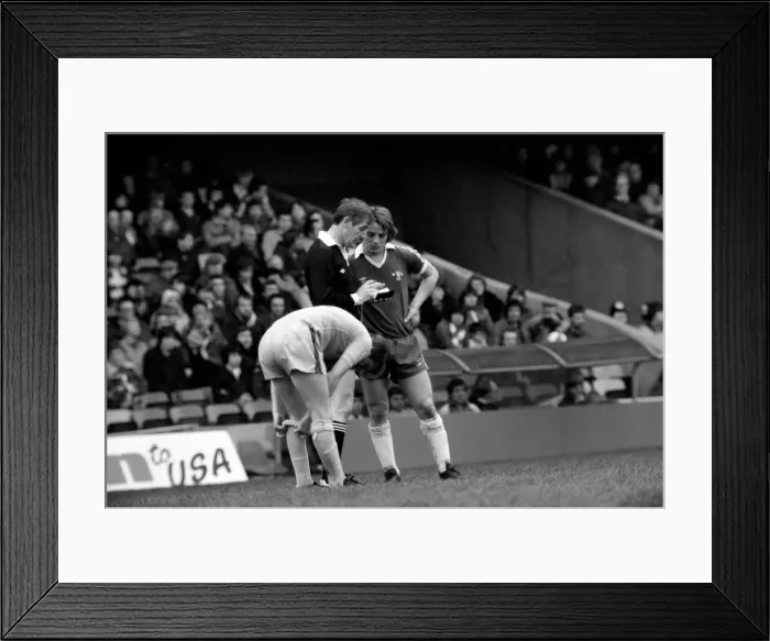 Framed Print : Division Two Football 1980  /  81 Season. Chelsea v Cardiff, Stamford Bridge