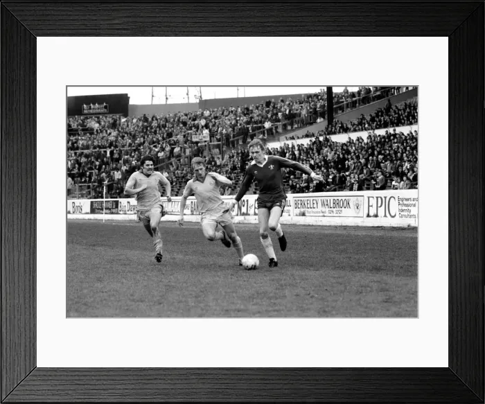 Framed Print : Division Two Football 1980  /  81 Season. Chelsea v Cardiff, Stamford Bridge