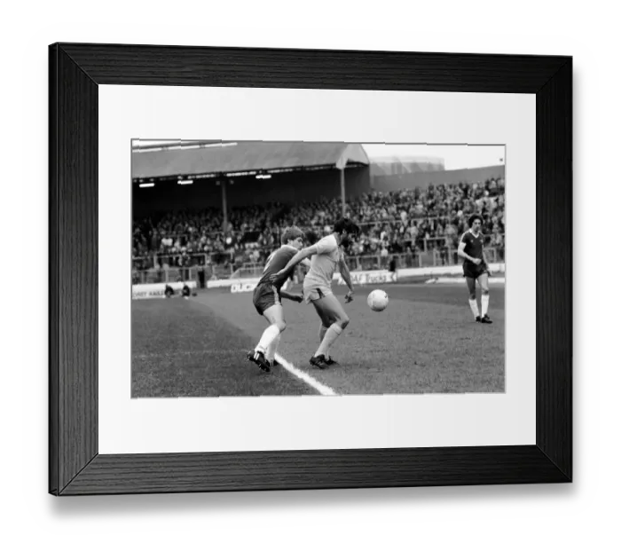 Framed Print : Division Two Football 1980  /  81 Season. Chelsea v Cardiff, Stamford Bridge