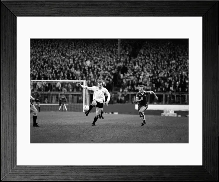 Framed Print : Division Two Football 1980 / 81 Season. Chelsea v Swansea, Stamford Bridge Framed Print : Division Two Football 1980 / 81 Season. Chelsea v Swansea, Stamford Bridge