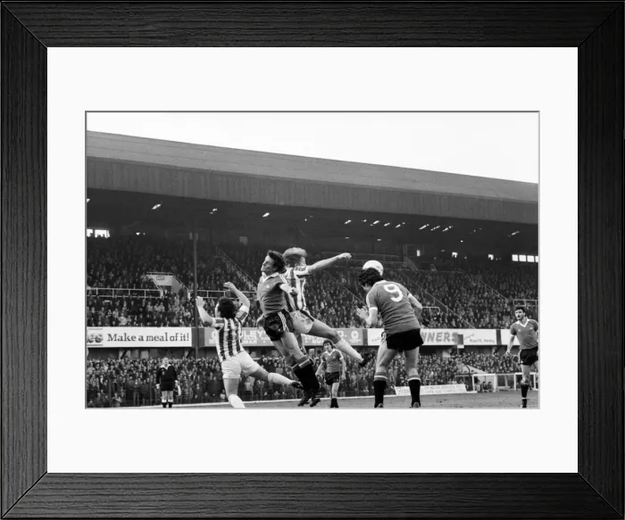 Framed Print : English League Division One match. Stoke City 0 v Manchester United 3 Framed Print : English League Division One match. Stoke City 0 v Manchester United 3