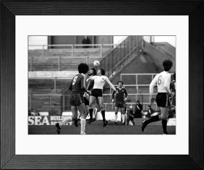 Framed Print : Division Two Football 1980  /  81 Season. Chelsea v Swansea, Stamford Bridge