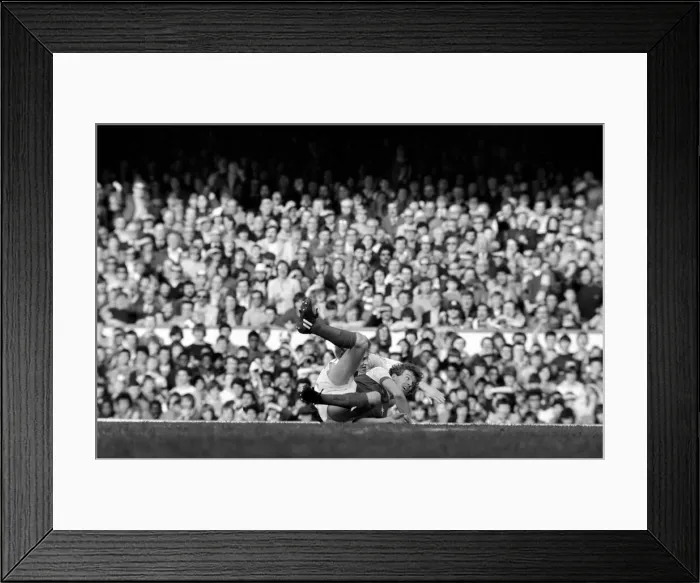 Framed Print : Division One Football 1980  /  81 Season. Arsenal v Liverpool, Highbury