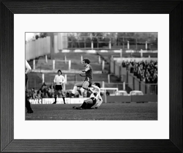 Framed Print : Division Two Football 1980 / 81 Season. Chelsea v Swansea, Stamford Bridge Framed Print : Division Two Football 1980 / 81 Season. Chelsea v Swansea, Stamford Bridge