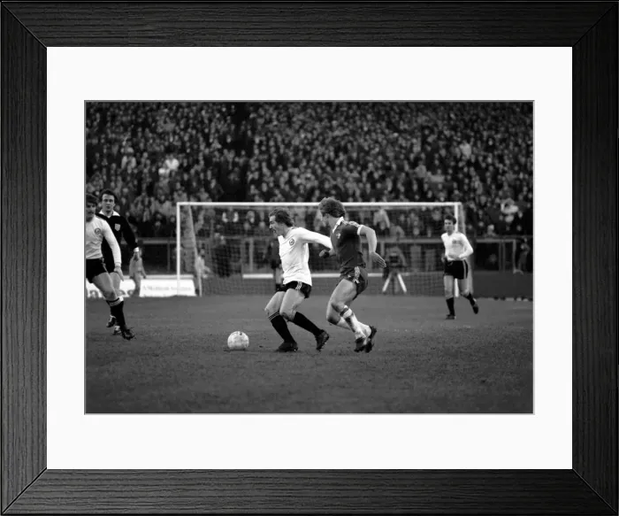 Framed Print : Division Two Football 1980  /  81 Season. Chelsea v Swansea, Stamford Bridge