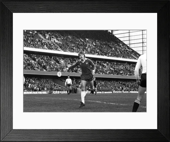 Framed Print : Division Two Football 1980  /  81 Season. Chelsea v Swansea, Stamford Bridge