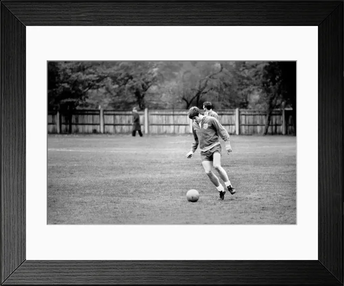 Framed Print : Sport Football: England training at Roehampton today for the match against Holland Framed Print : Sport Football: England training at Roehampton today for the match against Holland