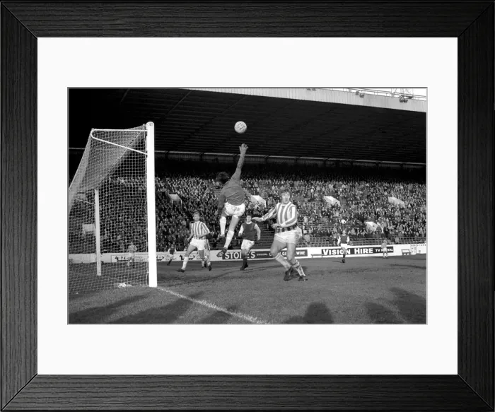 Framed Print : Division One Football 1969  /  70 Season. Sheffield Wednesday v