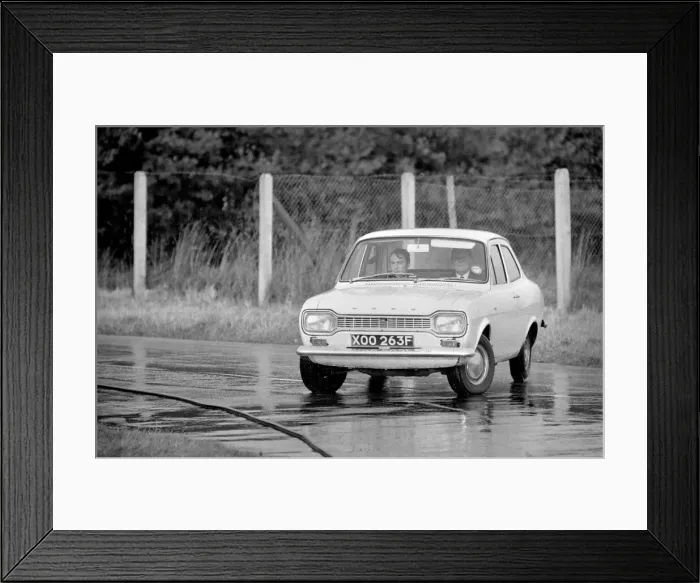 Framed Print : Jimmy Greaves, of Tottenham Hosppur and England, pictured training for the Daily Mirror Framed Print : Jimmy Greaves, of Tottenham Hosppur and England, pictured training for the Daily Mirror