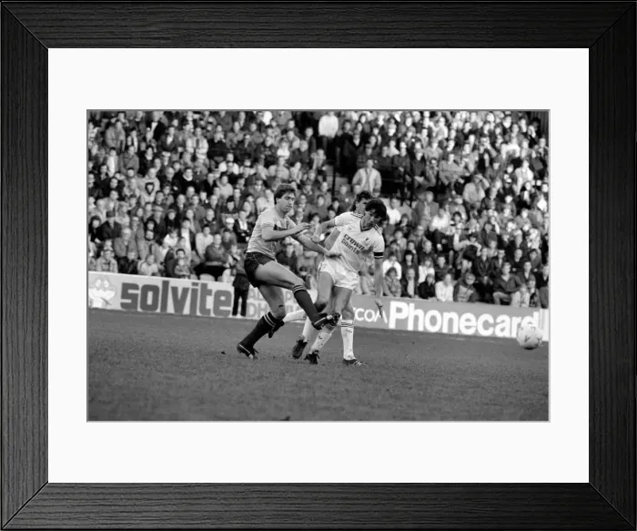 Framed Print : Watford 2 v. Liverpool 0. Division One Football. December 1986 LF21-14-001
