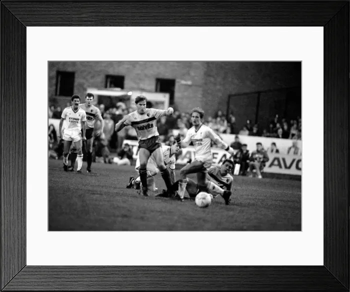 Framed Print : Watford 2 v. Liverpool 0. Division One Football. December 1986 LF21-14-030 Framed Print : Watford 2 v. Liverpool 0. Division One Football. December 1986 LF21-14-030