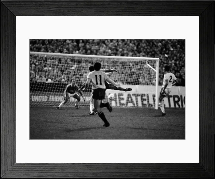Framed Print : Watford 2 v. Liverpool 0. Division One Football. December 1986 LF21-14-047 Framed Print : Watford 2 v. Liverpool 0. Division One Football. December 1986 LF21-14-047