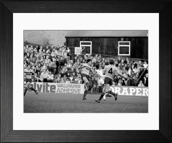 Framed Print : Watford 2 v. Liverpool 0. Division One Football. December 1986 LF21-14-012 Framed Print : Watford 2 v. Liverpool 0. Division One Football. December 1986 LF21-14-012