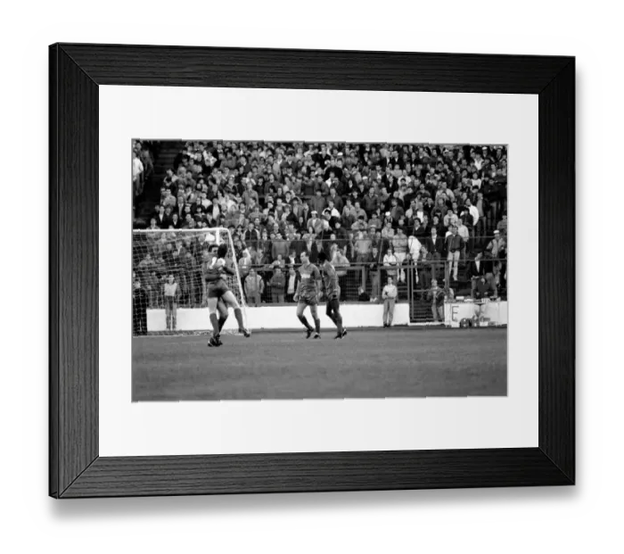 Framed Print : Chelsea 0 v. Wimbledon 4. Division One Football. December 1986 LF21-12-111