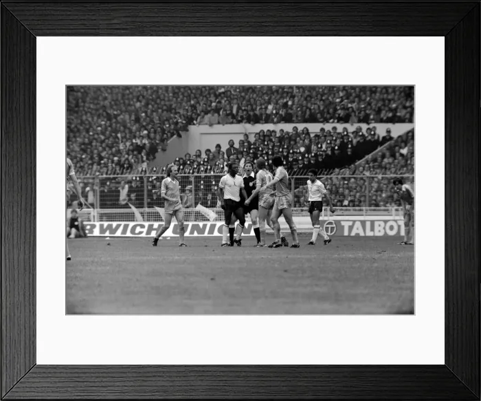 Framed Print : F. A. Cup Final. Manchester City 1 v. Tottenham Hotspur 1. May 1981 MF02-30-093 Framed Print : F. A. Cup Final. Manchester City 1 v. Tottenham Hotspur 1. May 1981 MF02-30-093