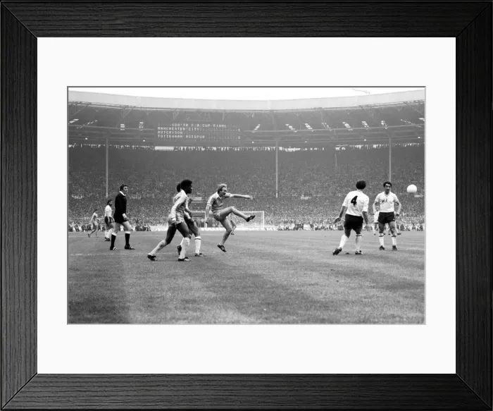 Framed Print : F. A. Cup Final. Manchester City 1 v. Tottenham Hotspur 1. May 1981 MF02-30-129 Framed Print : F. A. Cup Final. Manchester City 1 v. Tottenham Hotspur 1. May 1981 MF02-30-129