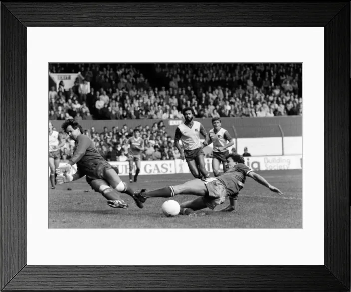 Framed Print : English League Division One match Stoke City 0 v Manchester United 1 Bryan Framed Print : English League Division One match Stoke City 0 v Manchester United 1 Bryan