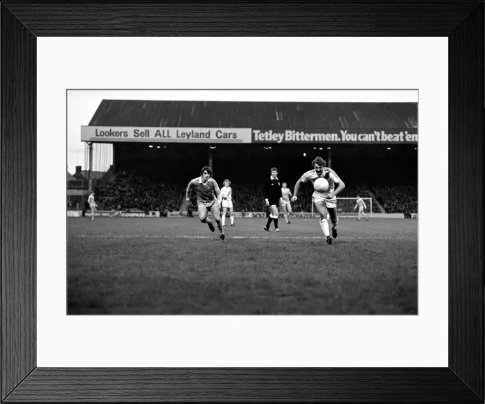 Framed Print : Manchester City 4 v. Crystal Palace 0. F. A Cup Football. January 1981 MF01-03-082 Framed Print : Manchester City 4 v. Crystal Palace 0. F. A Cup Football. January 1981 MF01-03-082