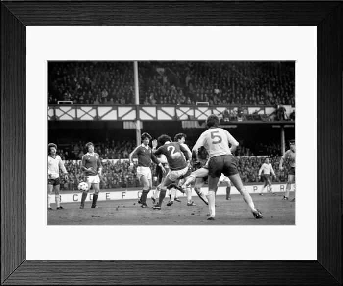 Framed Print : Everton 2 v. Arsenal 0. F. A Cup. January 1981 MF01-01-060