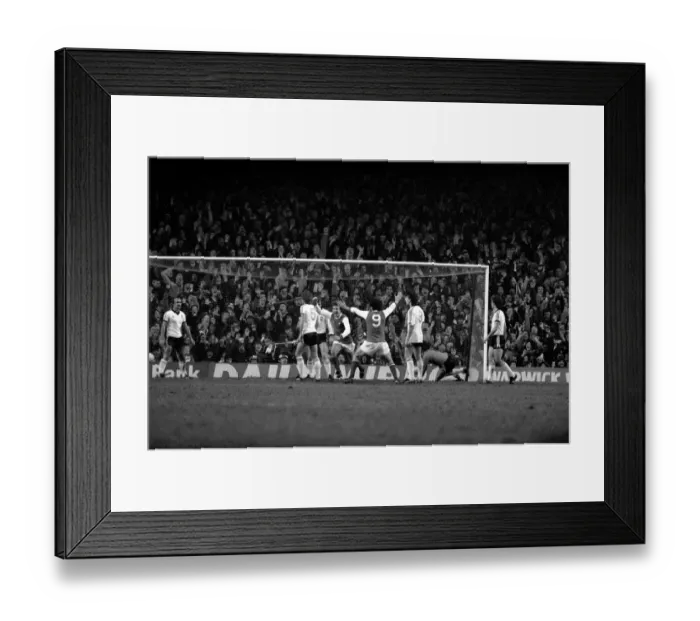Framed Print : Division One Football 1980  /  81. Arsenal v Ipswich, Highbury
