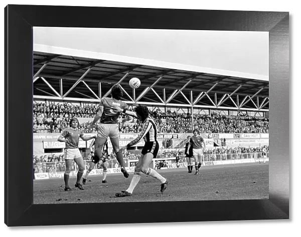 Wrexham 0 v. Newcastle 0. Division Two Football. January 1981 MF01-09-003