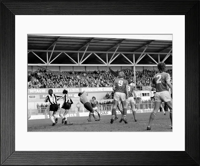 Framed Print : Wrexham 0 v. Newcastle 0. Division Two Football. January 1981 MF01-09-004 Framed Print : Wrexham 0 v. Newcastle 0. Division Two Football. January 1981 MF01-09-004