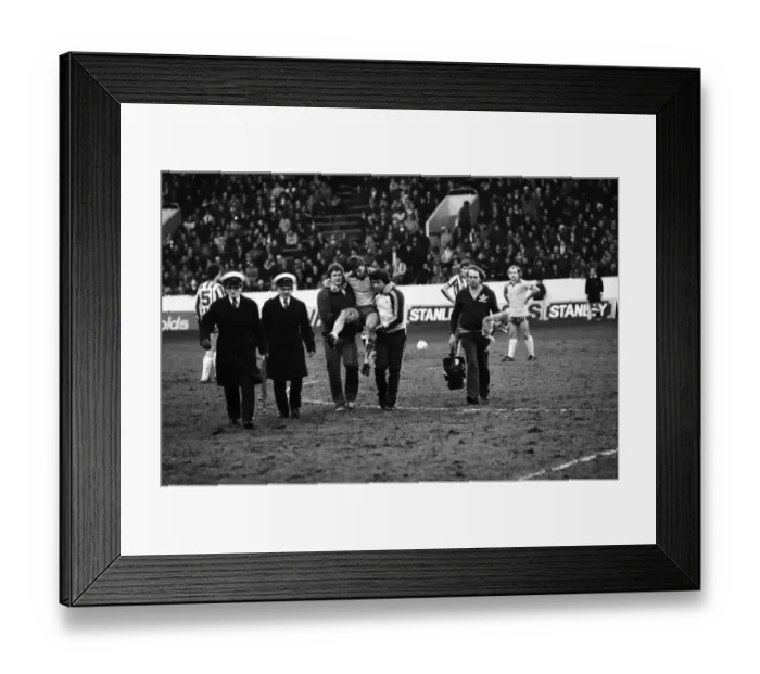 Framed Print : Sheffield Wednesday 0 v. Chelsea 0. Division Two Football. January 1981 MF01-08-046