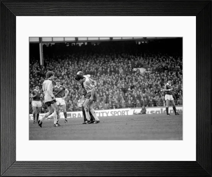 Framed Print : Everton 2 v. Arsenal 0. F. A Cup. January 1981 MF01-01-009 Framed Print : Everton 2 v. Arsenal 0. F. A Cup. January 1981 MF01-01-009
