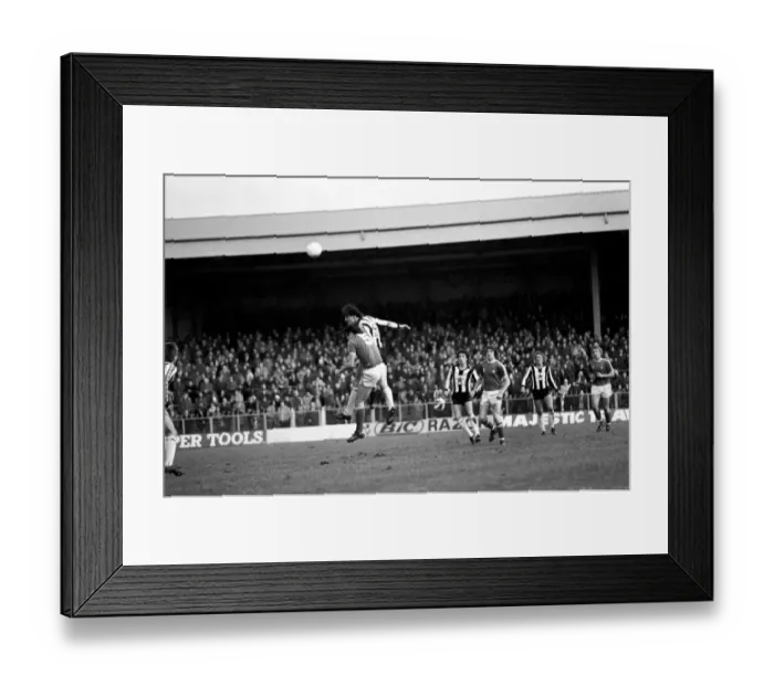 Framed Print : Wrexham 0 v. Newcastle 0. Division Two Football. January 1981 MF01-09-038 Framed Print : Wrexham 0 v. Newcastle 0. Division Two Football. January 1981 MF01-09-038