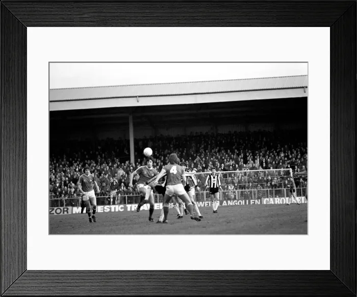 Framed Print : Wrexham 0 v. Newcastle 0. Division Two Football. January 1981 MF01-09-040 Framed Print : Wrexham 0 v. Newcastle 0. Division Two Football. January 1981 MF01-09-040