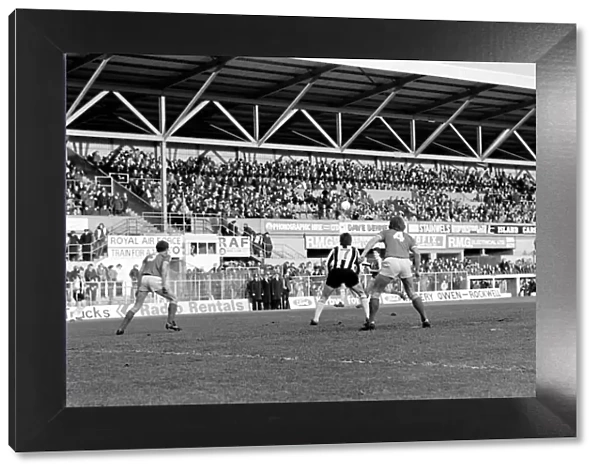 Wrexham 0 v. Newcastle 0. Division Two Football. January 1981 MF01-09-022